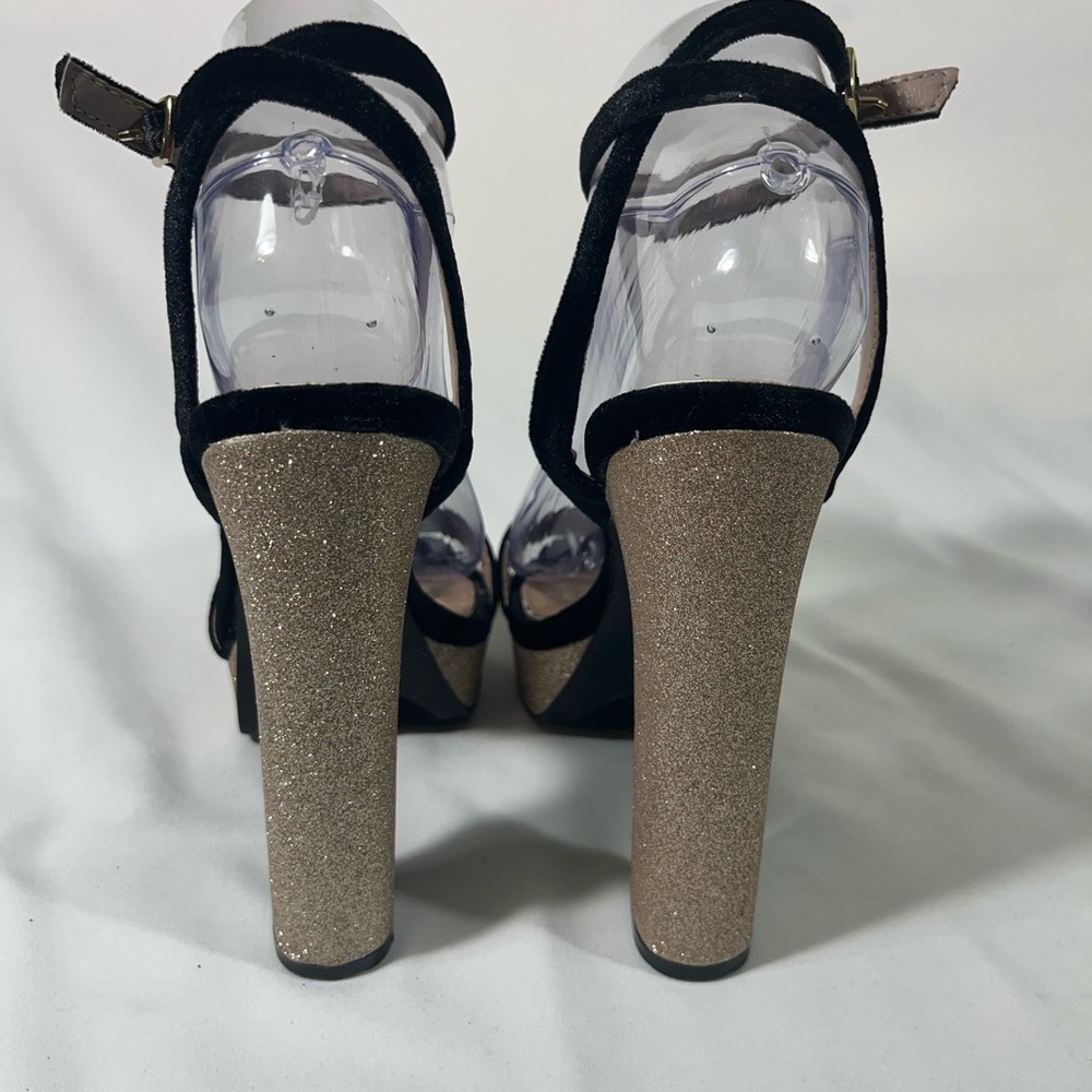 BETSY JOHNSON MATTIE BLACK VELVET PLATFORM GOLD GLITTER HEELS 7.5M PREOWNED - Picture 4 of 12